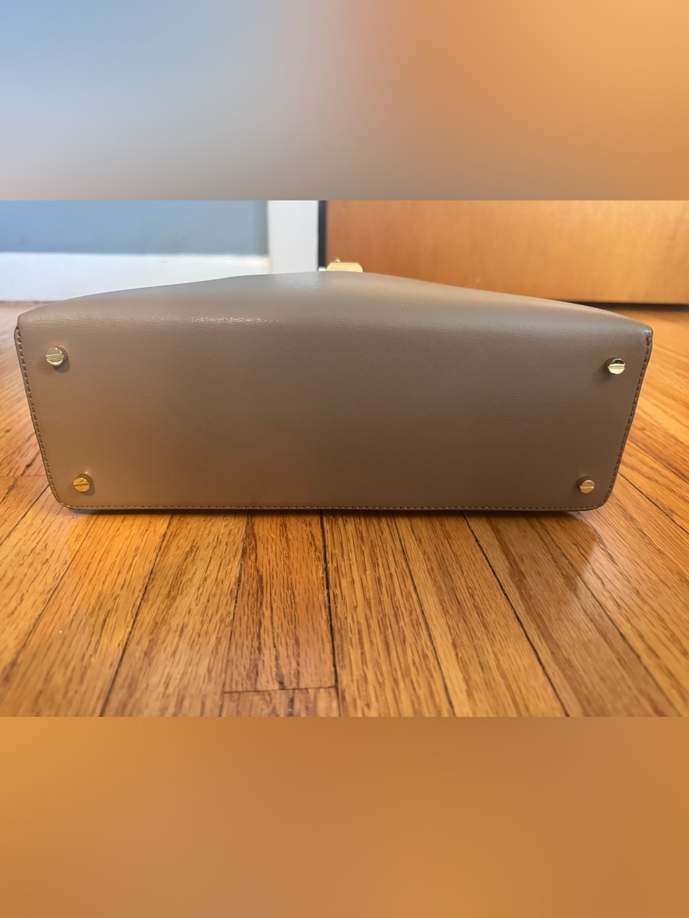 Toteme T-lock leather clutch camel NWT - Picture 6 of 10